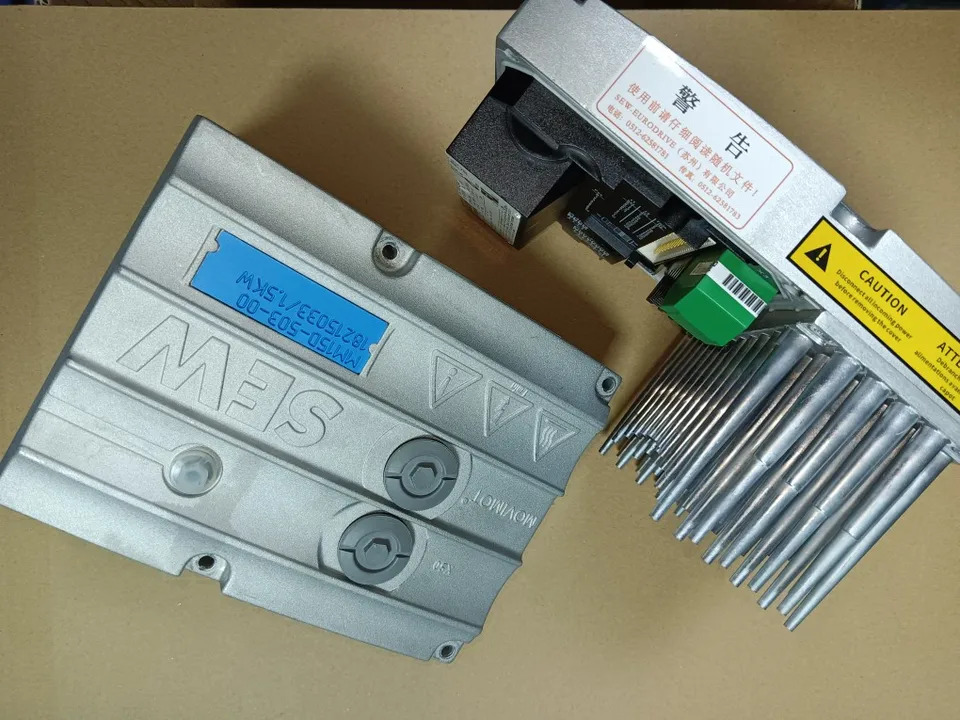 SEW EURODRIVE MOVIDRIVE 주파수 체인저 MDX61B-0022-5A3-4-00/0T MDX61B-0030-5A3-4-00/0T MDX61B-0370-503-4-0