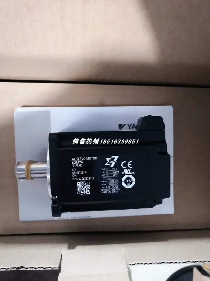 Yaskawa 서보모터 오리지널 포장 SGM호환7A-04AFA61 SGM호환7A-02AFA61
