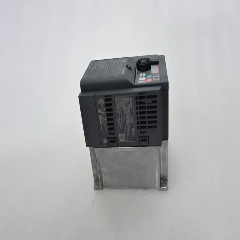 오리지널 AC 주파수 인버터 FR-E720S-2.2K-CHT