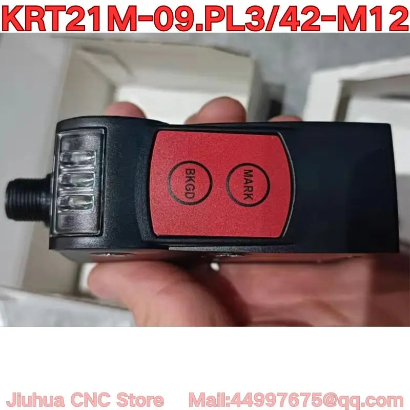KRT21M-09.PL3/42-M12 컬러 마크 센서