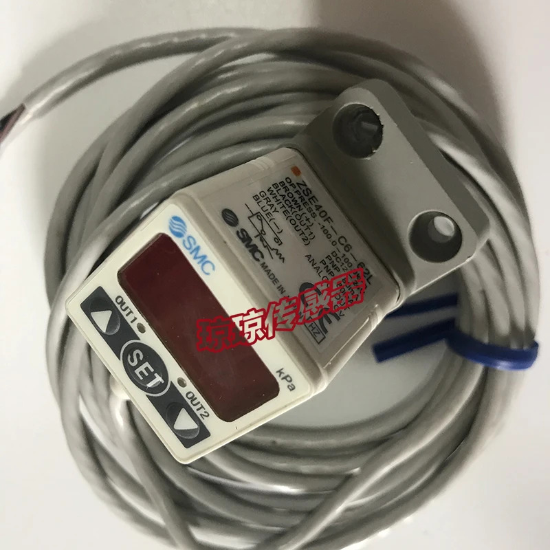 SMC 디지털 압력 스위치 센서 ZSE40F-C6-62L ZSE40F-C6-62
