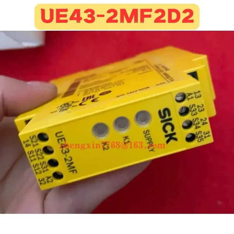 오리지널 UE43-2MF2D2 안전 릴레이 UE43 2MF2D2 6024893 신