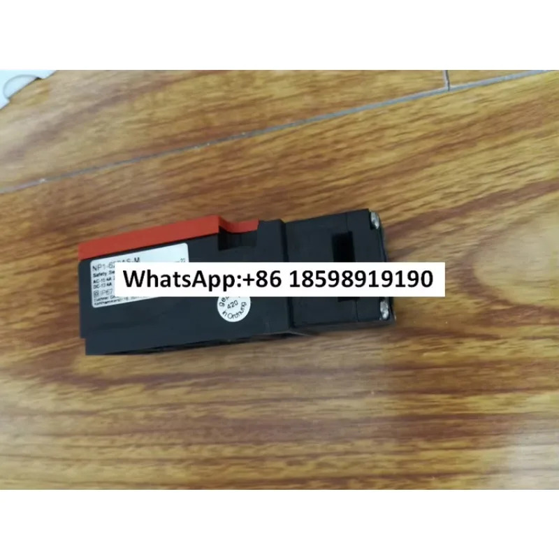 포장 NP1 628AS M GP1-2131A-M TZ2LE024SR6 TZ1RE024RC18VAB