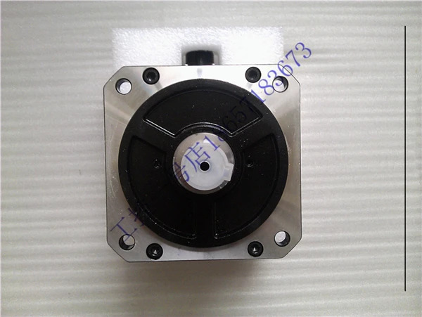 Dongyuan 브레이크 서보모터 TSB13202B-3BTA 2kW 2000 Rpm 동안 신