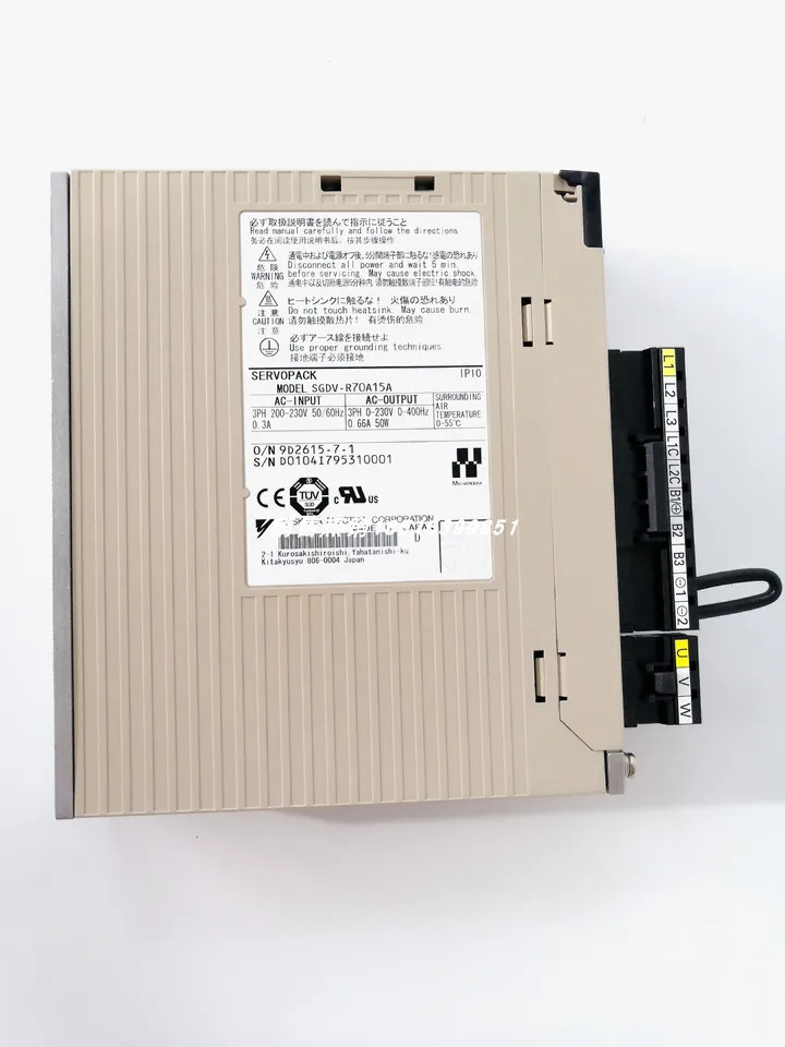 Yaskawa 서보 드라이브 SGDV-R70A11A SGDV-R70A01A SGDV-R70A15A