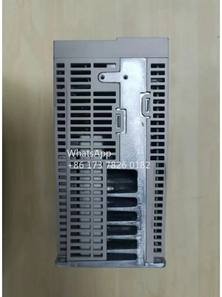 SGPMS-9R0A30A 리퍼 서보 드라이브 1.8kW 기능 OK