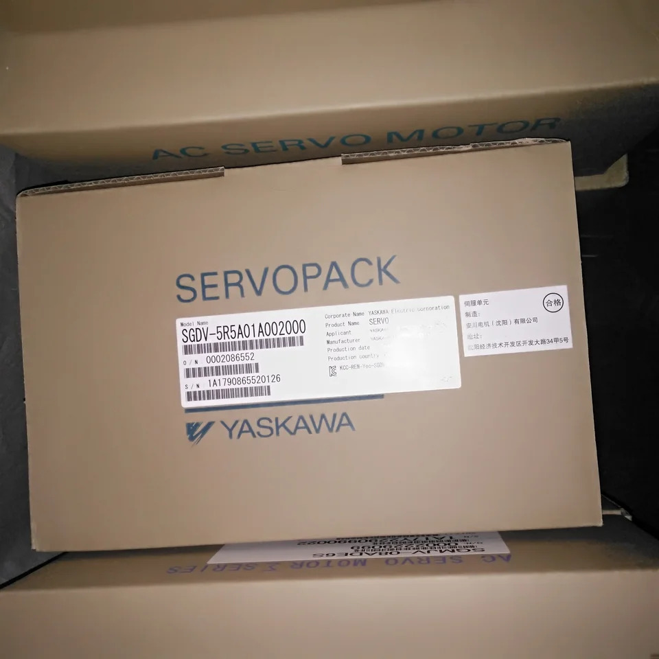 SGDV-5R5A01A Yaskawa 서보 드라이버 오리지널 신 750W
