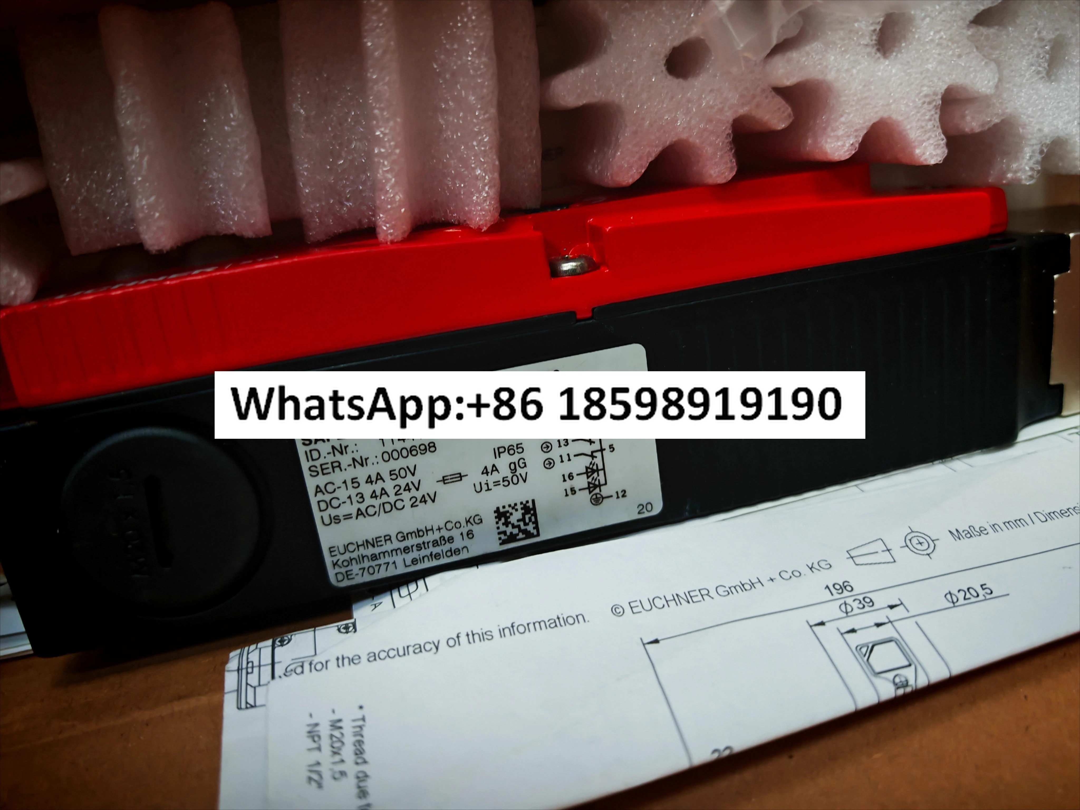 안전 스위치 STP3A-4141A024L024RC18C1826