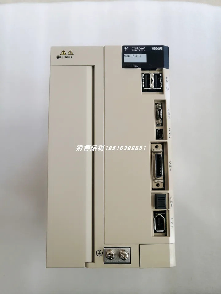 Yaskawa 서보 드라이브 SGDV-180A11A SGDV-180A11A00200