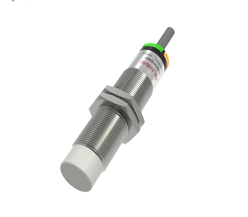 CR18XCN12DNOY 장거리 용량 성 센서 비 매립형 12mm 금속 쉘
