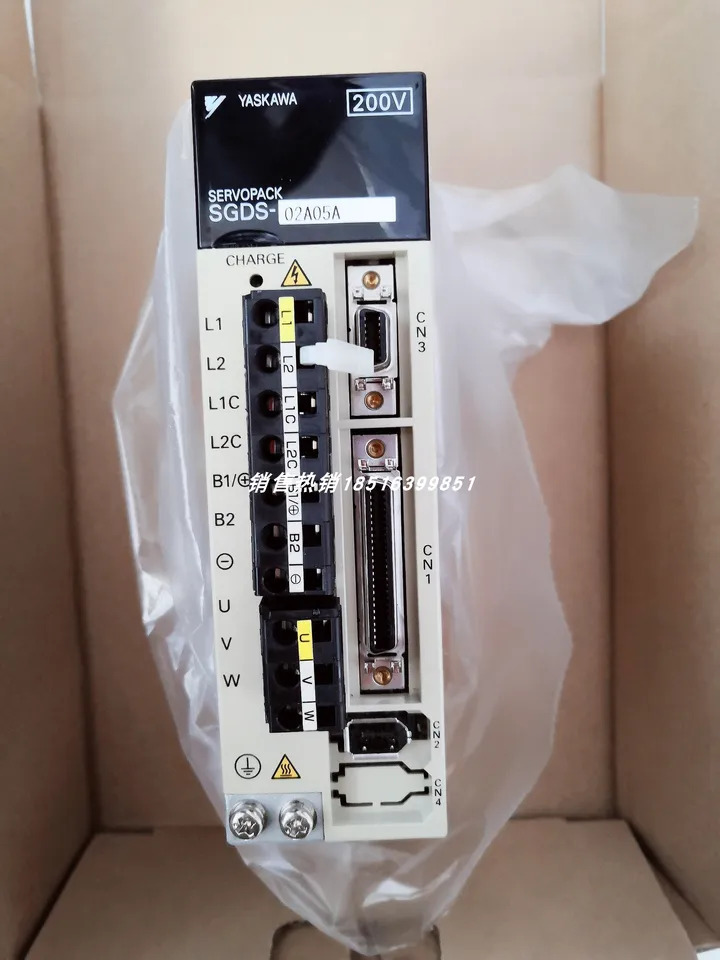 SGDS-02A05A Yaskawa 서보 드라이버 포장