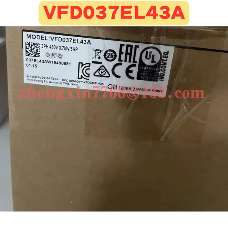 오리지널 주파수 변환기 VFD037EL43A 신