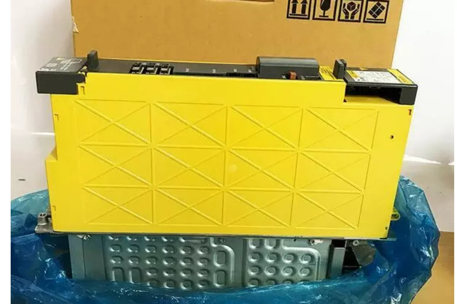A06B-6117-H210 Fanuc 서보 드라이브 증폭기 12개월 A06B 6117 H210