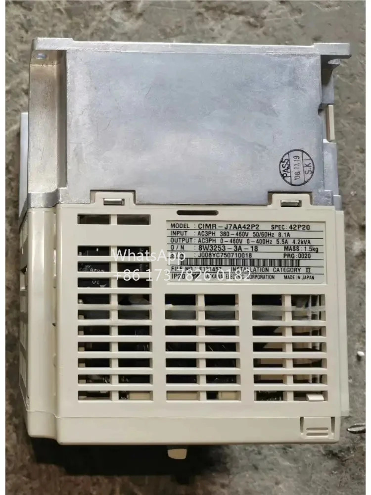 CIMR-J7AA42P2 리퍼 J7 시리즈 인버터 400V 3PHASE 2.2kW 기능 OK