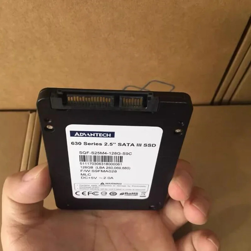 ADVANTECH SQF-S25M4 128GB 2.5 SATA SSD SQF-S25M4-128G-S9E SQF-S25M4-128G-S9C새 솔리드 스테이트 드라이브