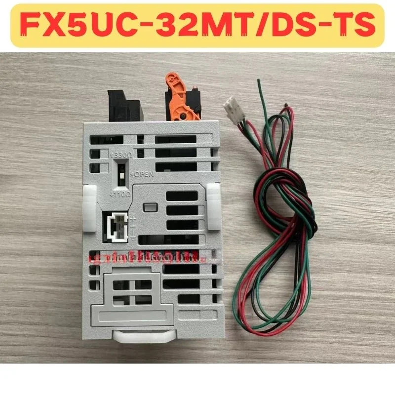 리퍼 PLC 모듈 FX5UC-32MT/DS-TS FX5UC-32MT DS-TS 정상 기능 완료 OK