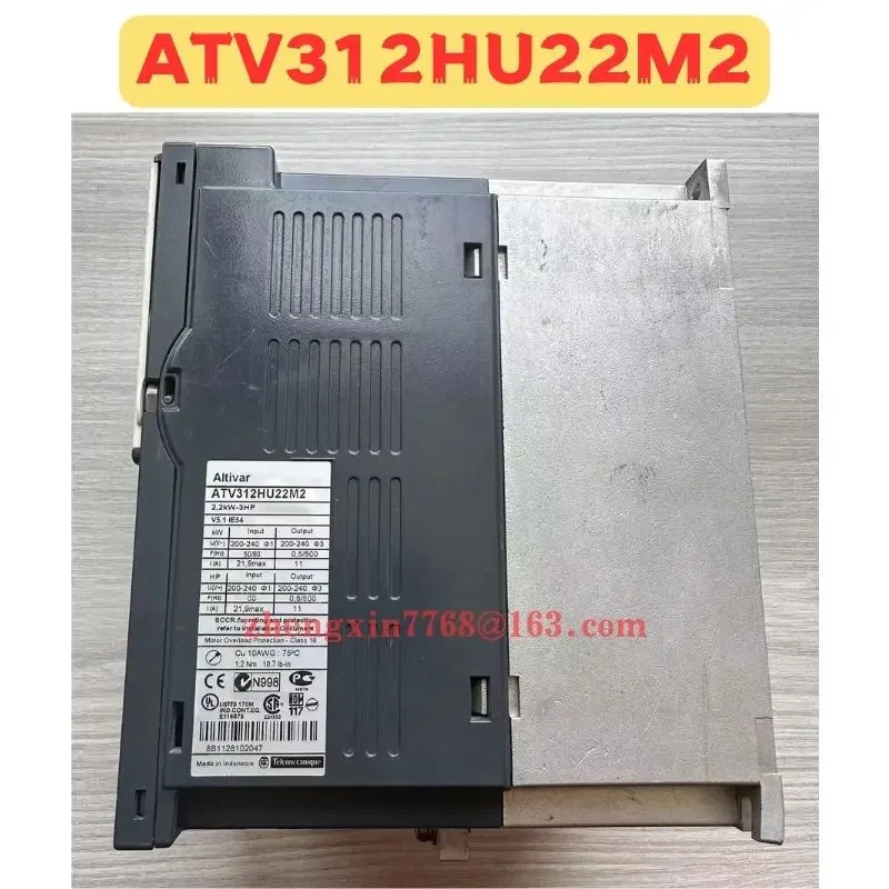 리퍼 주파수 변환기 정상 기능 완료 ATV312HU22M2