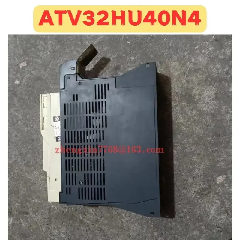 리퍼 주파수 변환기 정상 기능 완료 ATV32HU40N4