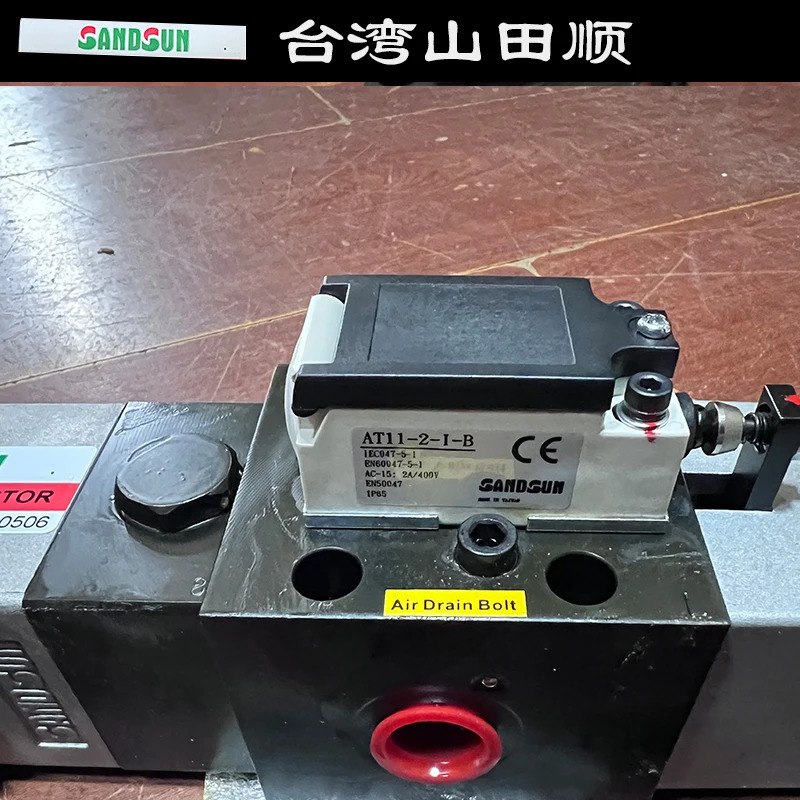 Yamada Shun SANDSUN 펀치 과부하 펌프 VS10AA-760 Xieyi 오일 VA08M-960