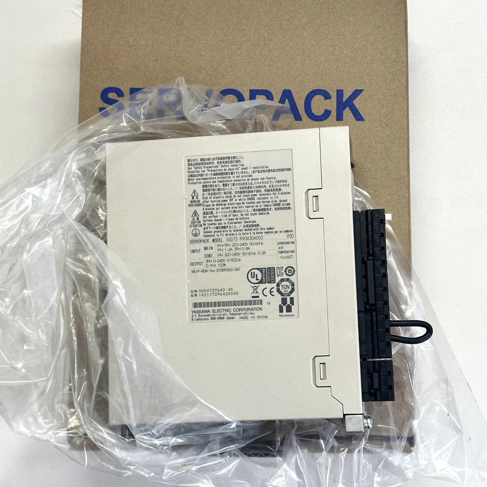 YASKAWA 서보 드라이브 SGD7S-R90A00A002 SGD7S-R90A10A002 SGD7S-R90A30A002 SGD7S-1R6A00A002 SGD7S-1R6A10A00