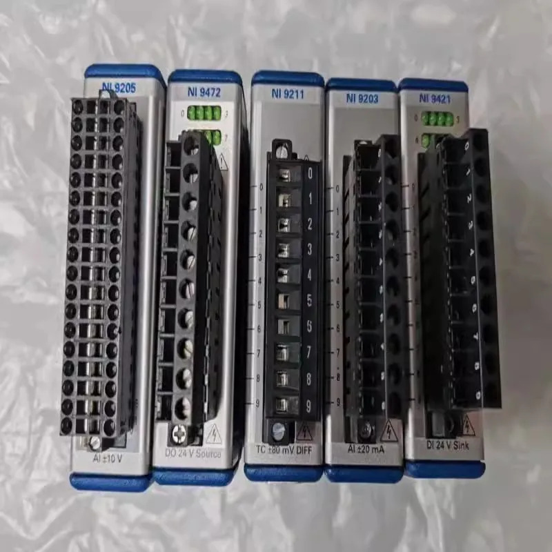 미국 NI 9472 디지털 모듈 캡처 카드 779137-01 8채널 24V