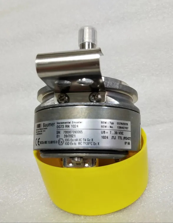 Baumer SEW Eurodrive OG73 RN 1024 OG73RN1024 인코더 ES7R EV7R 부품 13642707 없음 신