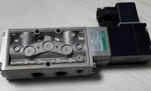 CKD 솔레노이드 밸브 4F330-10-AC220V 4F330-10 4F310-10-L-DC24V 4F310-10-L 4F320-10-L M4F310-10-4-CL 4F330-0