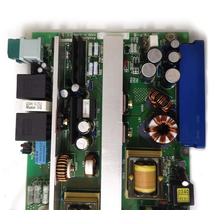 리퍼 FANUC A16B-1212-0950 시스템 전원 보드 냉각팬 포함