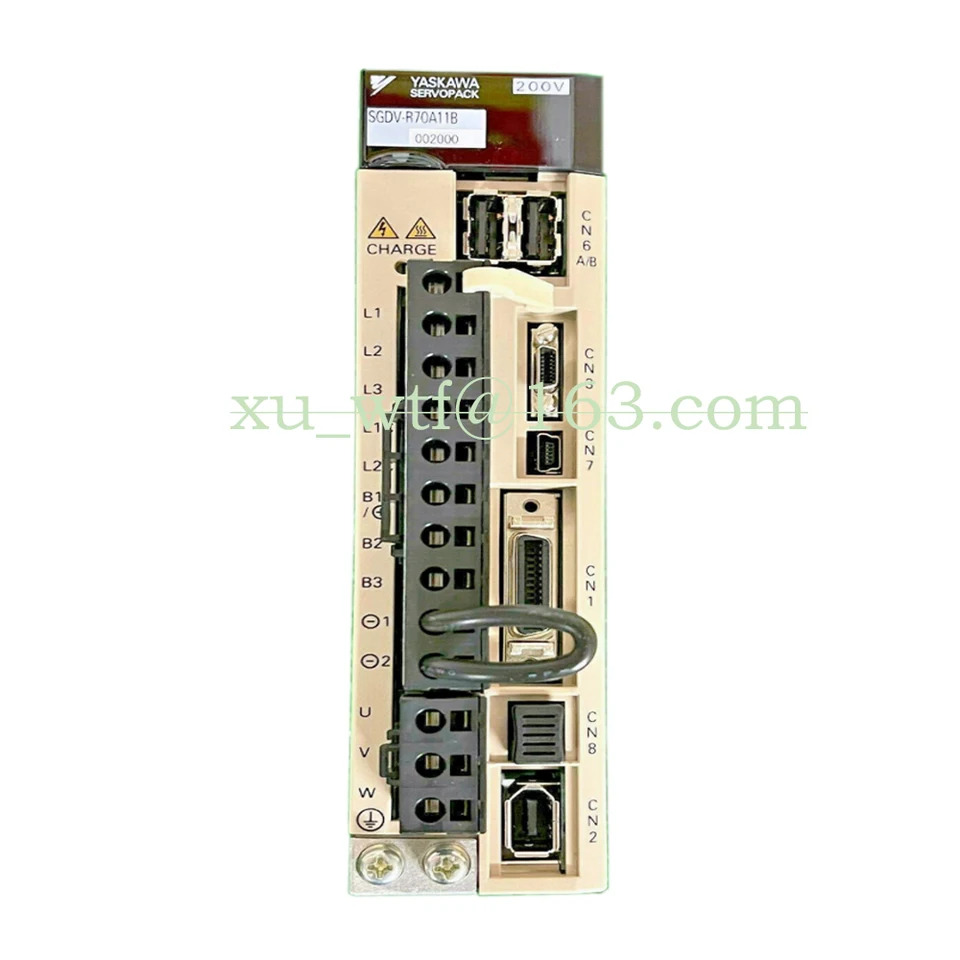 AC 서보 드라이버 SGDV-R70A11B 신