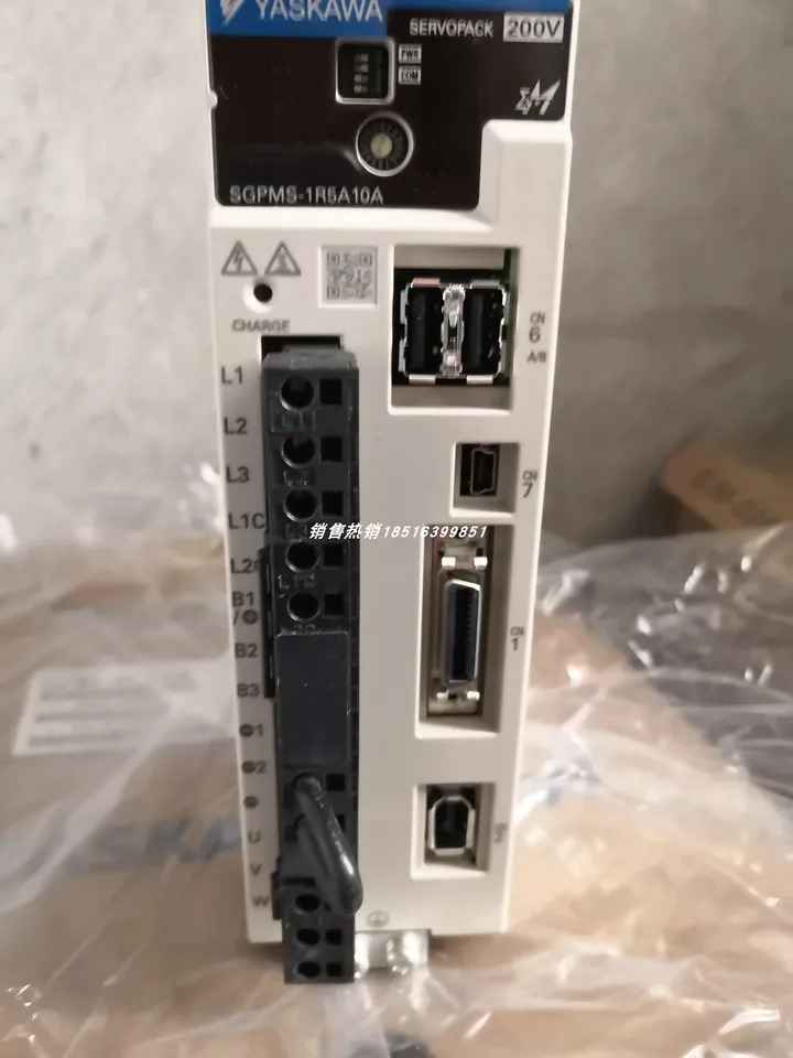SGPMS-1R5A10A Yaskawa 서보모터 포장