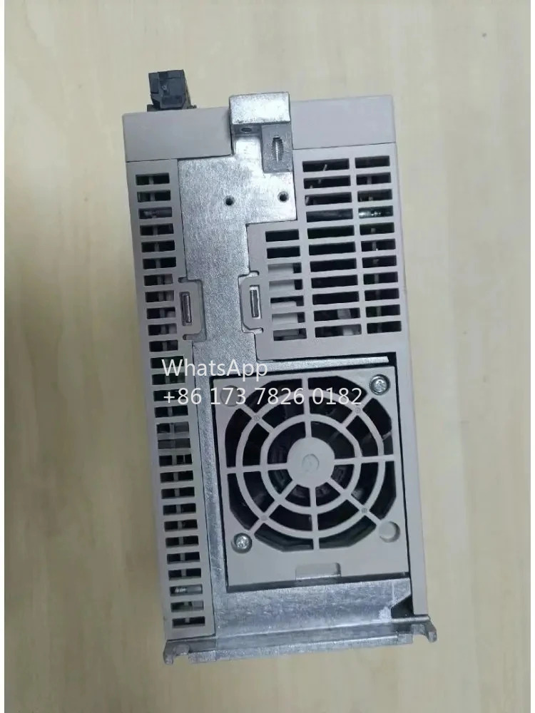 SGPMS-9R0A30A 리퍼 서보 드라이브 1.8kW 기능 OK