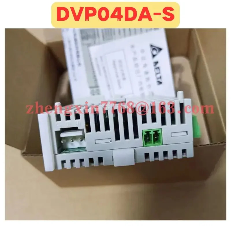 오리지널 DVP04DA-S DVP04DA S PLC 모듈 신