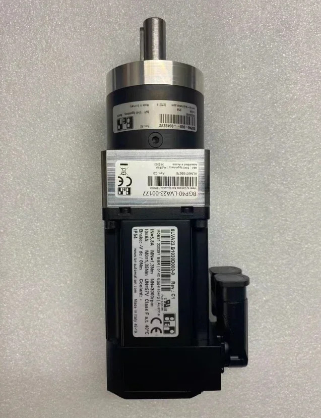8LVA23.B1030D000-0 서보모터 8GP40-LVA23-00177 1개