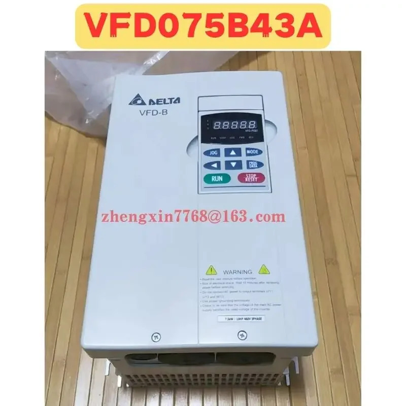 오리지널 주파수 변환기 VFD075B43A 신