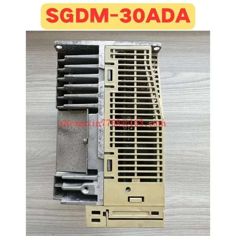 리퍼 서보 드라이브 SGDM-30ADA 정상 기능 완료 SGDM 30ADA