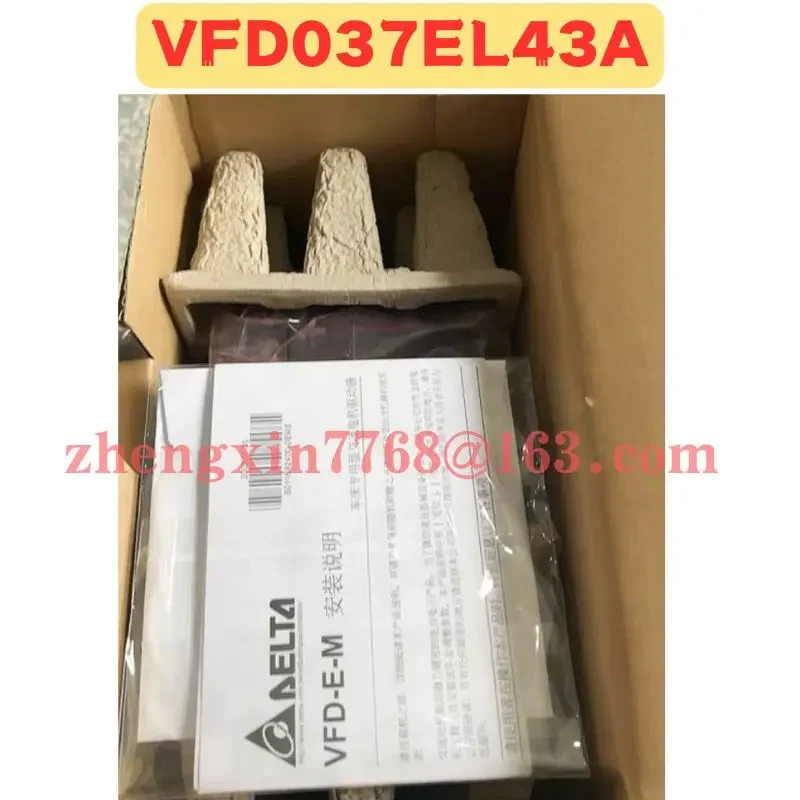 오리지널 주파수 변환기 VFD037EL43A 신