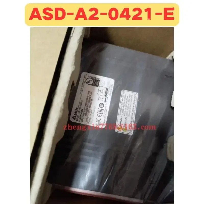 오리지널 ASD-A2-0421-E 서보 드라이브 ASD A2 0421 E 신