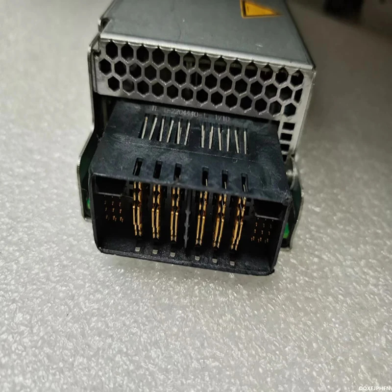 CISCO오리지널 리퍼 전원공급장치 2400W AWF-2DC-2400W 341-0742-01