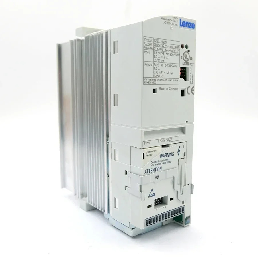 Voorraad Evs9326-ekv004 Lenze E82ev751-4c040 8200 벡터 주파수 변환기