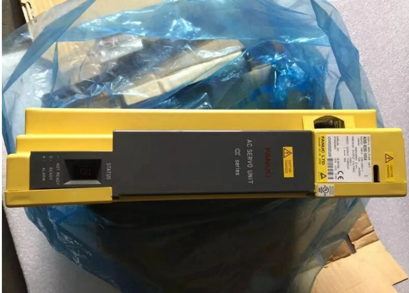 A06B-6090-H004 Fanuc 서보 드라이브 증폭기 12개월 A06B 6090 H004