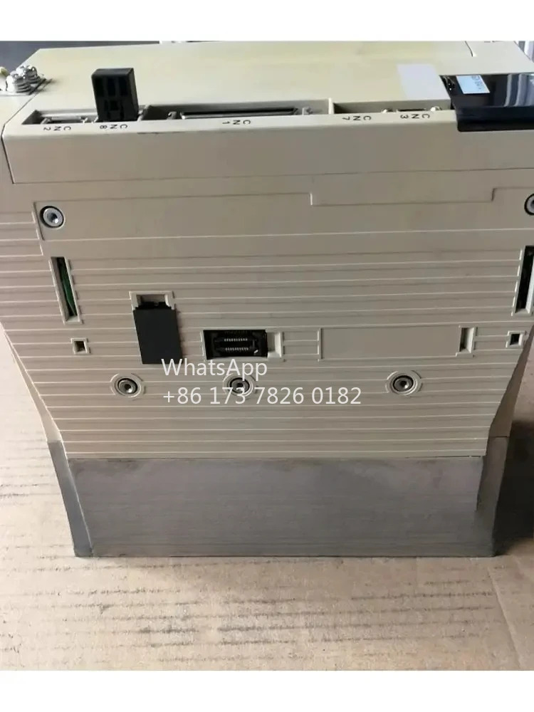 SGDV-180A01A 리퍼 서보 드라이브 2kW 기능 OK