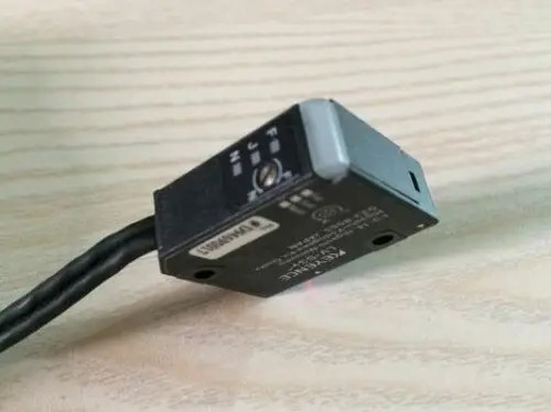 새 KEYENCE 센서 LV-S31 LV S31 경험