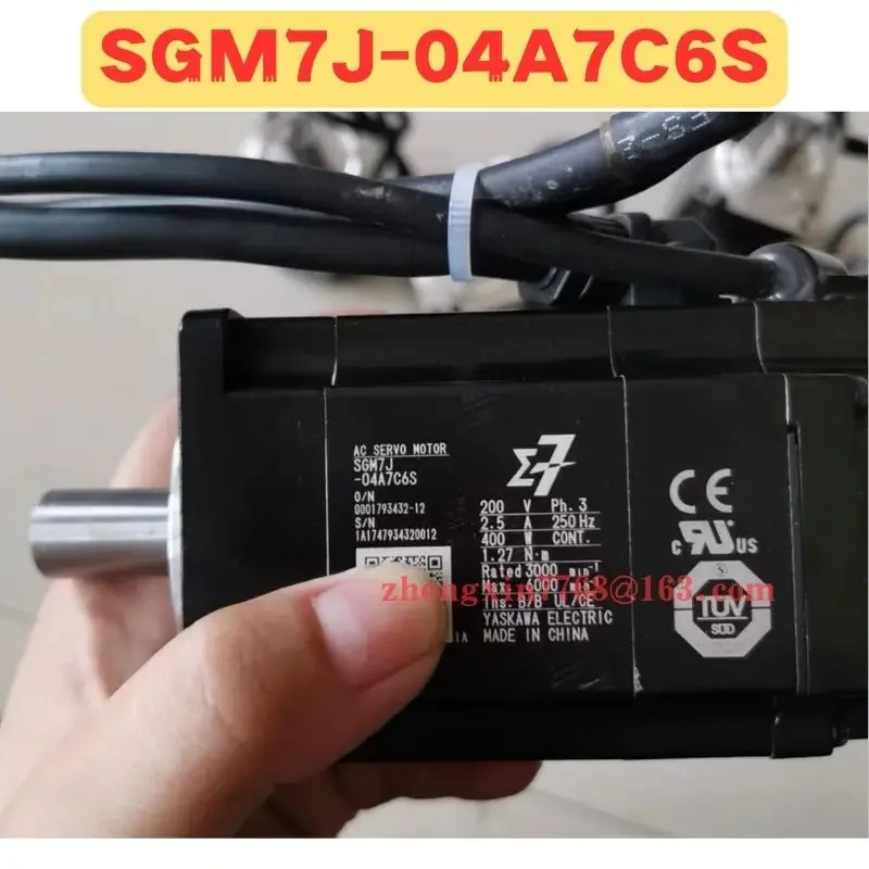 리퍼 서보모터 SGM호환7J-04A7C6S 정상 기능 완료 SGM호환7J 04A7C6S