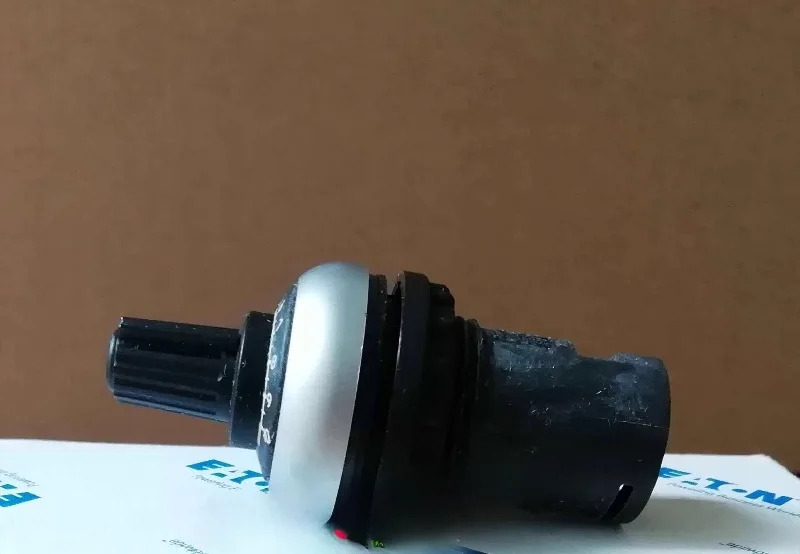 조정 가능저항기 형 포텐셔미터 M22-R10K PA6-GF30