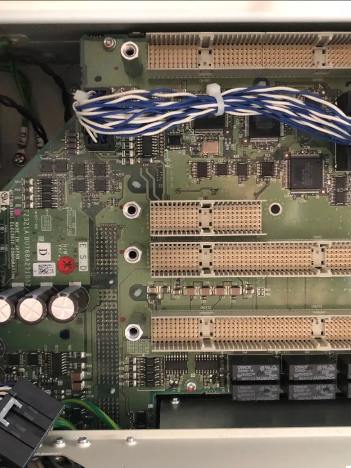 베이스 플레이트 오리지널 포장 TZ321A BU768A271G52
