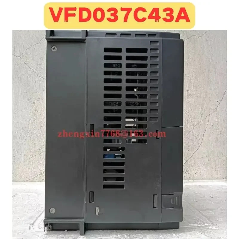 리퍼 주파수 변환기 정상 기능 완료 VFD037C43A