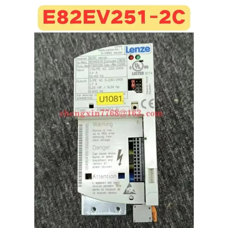 리퍼 주파수 변환기 E82EV251-2C 정상 기능 완료 E82EV251 2C