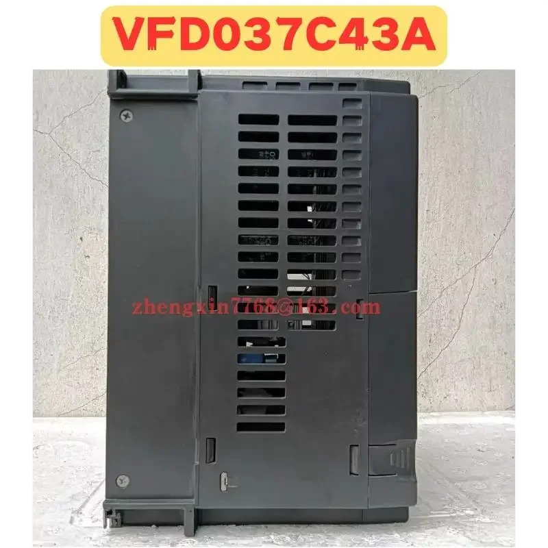 리퍼 주파수 변환기 정상 기능 완료 VFD037C43A