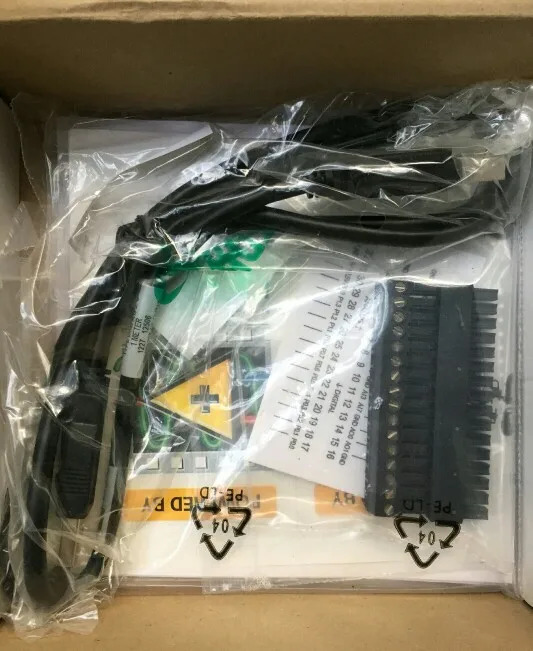 미국 NI USB-6008 데이터 수집 카드 779051-01 신