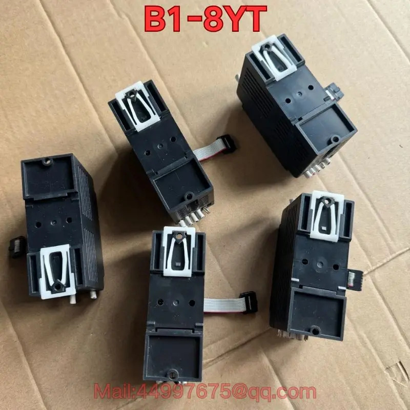 리퍼 B1-8YT PLC 모듈 기능 리퍼는 정상